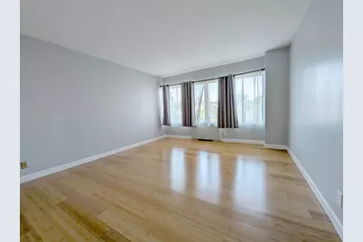 22 Chestnut Pl #306, Brookline, MA 02445 - Photo 4