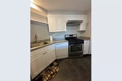 22 Chestnut Pl #306, Brookline, MA 02445 - Photo 6