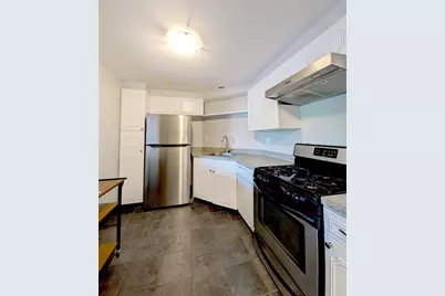 22 Chestnut Pl #306, Brookline, MA 02445 - Photo 6