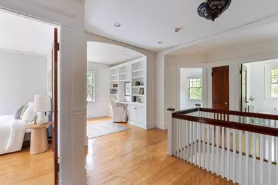 4 Lawrence St, Winchester, MA 01890 - Photo 12