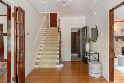 4 Lawrence St, Winchester, MA 01890 - Photo 2