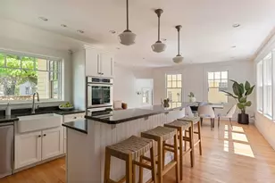 4 Lawrence St, Winchester, MA 01890 - Photo 8