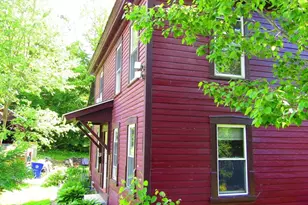 14 Garfield St, Greenfield, MA 01301 - Photo 12