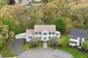 17 Cronin Way, Woburn, MA 01801 - Photo 2