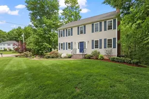 2 Thomas Circle, North Attleboro, MA 02760 - Photo 2
