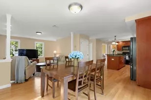 2 Thomas Circle, North Attleboro, MA 02760 - Photo 8