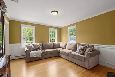 2 Thomas Circle, North Attleboro, MA 02760 - Photo 12
