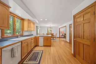 8 Johnson Dr, Lakeville, MA 02347 - Photo 12