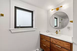 566 Proctor Ave, Revere, MA 02151 - Photo 14