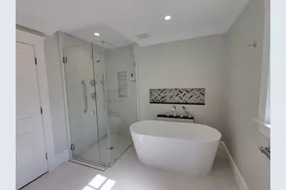 18 Tappan Rd, Wellesley, MA 02482 - Photo 14