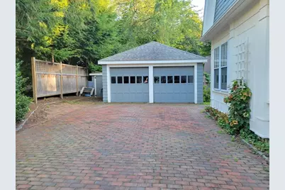 18 Tappan Rd, Wellesley, MA 02482 - Photo 26
