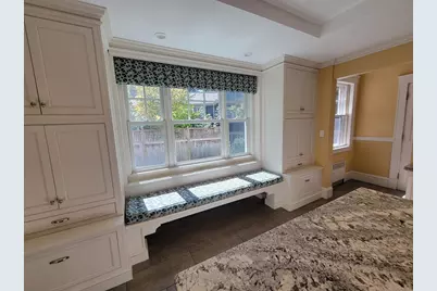 18 Tappan Rd, Wellesley, MA 02482 - Photo 4