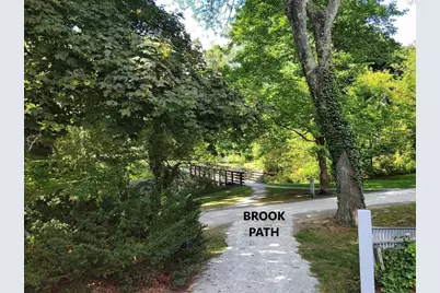 18 Tappan Rd, Wellesley, MA 02482 - Photo 2