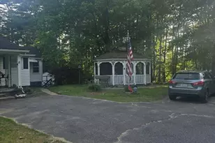 25 Flynt St, Palmer, MA 01069 - Photo 4