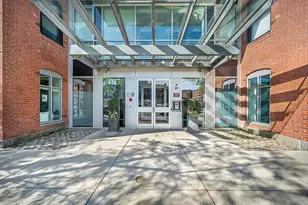 21 Wormwood St, Boston, MA 02210 - Photo 28