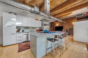 21 Wormwood St, Boston, MA 02210 - Photo 10
