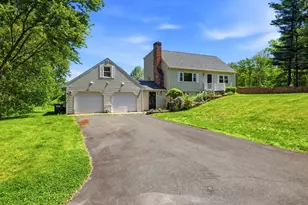 35 Lake Dr, Wilbraham, MA 01095 - Photo 2