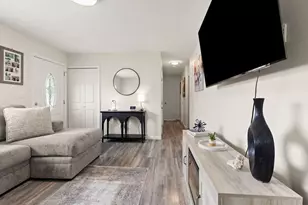 8 Viking Dr, Whitman, MA 02382 - Photo 12