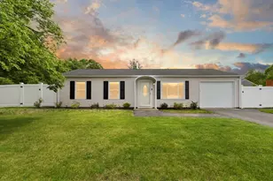8 Viking Dr, Whitman, MA 02382 - Photo 1