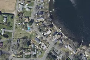 115 Berkshire Ave, Southwick, MA 01077 - Photo 2