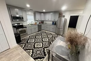 115 Berkshire Ave, Southwick, MA 01077 - Photo 18