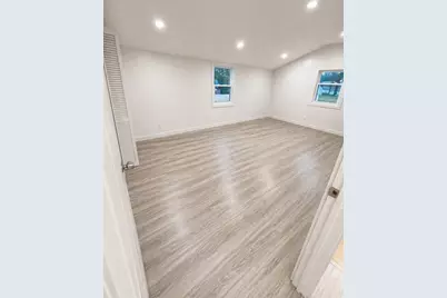 115 Berkshire Avenue, Southwick, MA 01077 - Photo 22