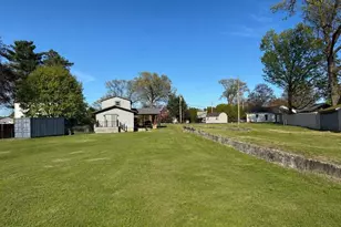 115 Berkshire Ave, Southwick, MA 01077 - Photo 6
