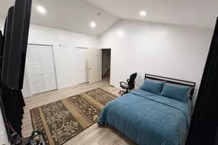 115 Berkshire Ave, Southwick, MA 01077 - Photo 20