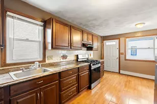 23 Logan St, Lynn, MA 01902 - Photo 6