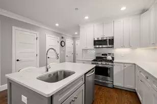 136 Sydney St, Boston, MA 02125 - Photo 6