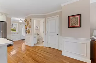 4 Eastern Point Dr, Shrewsbury, MA 01545 - Photo 4