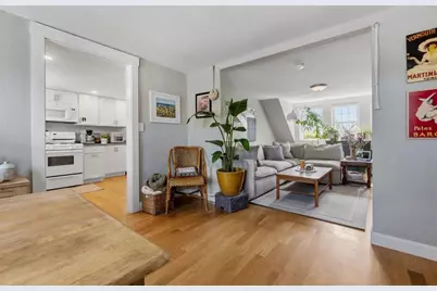 44 Charnock St, Beverly, MA 01915 - Photo 12