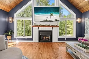 44 S Main St, Berkley, MA 02779 - Photo 4
