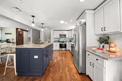 44 S Main St, Berkley, MA 02779 - Photo 8