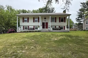 117 Silver St, Agawam, MA 01001 - Photo 2