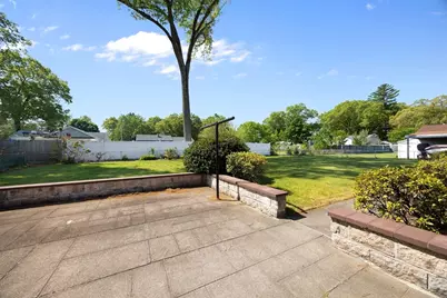 67 Manning St, Chicopee, MA 01020 - Photo 30