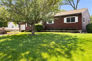 67 Manning St, Chicopee, MA 01020 - Photo 4