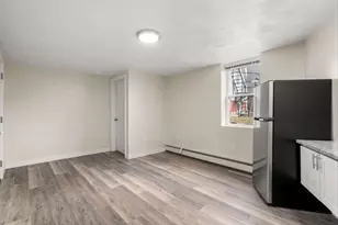 55 White St, Boston, MA 02128 - Photo 4