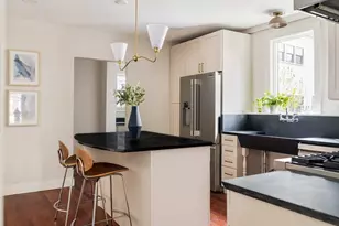 19 Day St, Somerville, MA 02144 - Photo 10