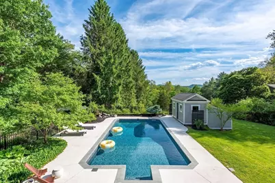 585 Station Rd, Amherst, MA 01002 - Photo 6