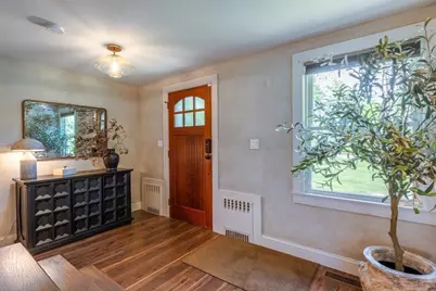 585 Station Rd, Amherst, MA 01002 - Photo 8