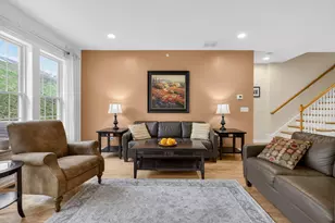 87 Shannon Way, Upton, MA 01568 - Photo 6