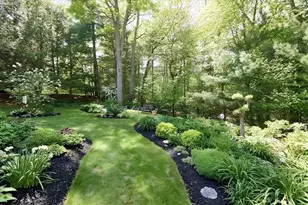 10 Windemere Way, Bridgewater, MA 02324 - Photo 32