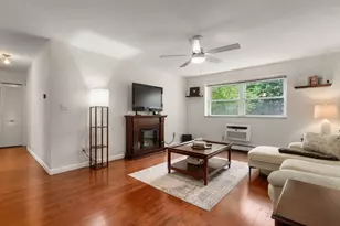 5050 Washington St, Boston, MA 02132 - Photo 20