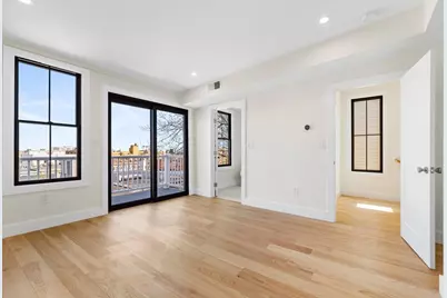 300 W 3rd St, Boston, MA 02127 - Photo 12