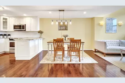 51 Pettee St #49, Newton, MA 02464 - Photo 8