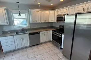 9-11 Rockland, Newton, MA 02458 - Photo 8
