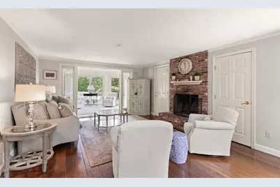 9 Perkins Lane, Lynnfield, MA 01940 - Photo 4