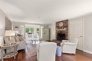 9 Perkins Ln, Lynnfield, MA 01940 - Photo 4