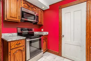 54 Charles St, Gardner, MA 01440 - Photo 8